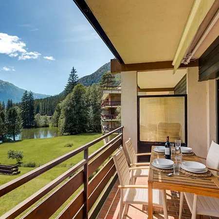 Apartment Cristal Des Glaces, Mont Blanc View, Alpes Travel, Sleeps 6 Chamonix